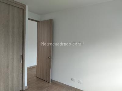 Apartamento en arriendo en El Poblado, Medellín · foto 13 de 15