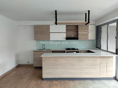 Apartamento en arriendo en El Poblado, Medellín · foto 5 de 15
