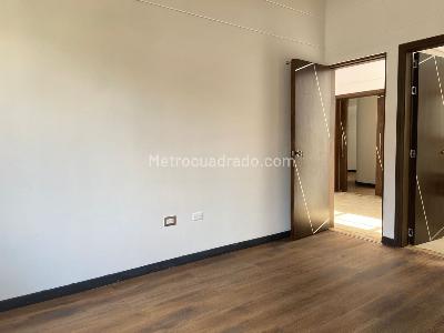 Casa de 3 alcobas en venta en Sabaneta, Sabaneta, 340 m² · foto 12 de 18