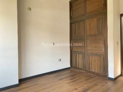 Casa de 3 alcobas en venta en Sabaneta, Sabaneta, 340 m² · foto 14 de 18