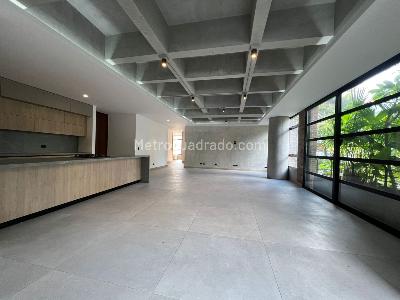 Apartamento en venta en El Poblado, Medellín · foto 2 de 17