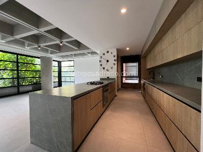 Apartamento en venta en El Poblado, Medellín · foto 4 de 17