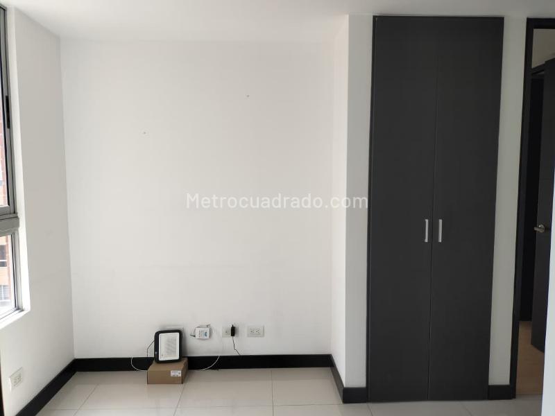 Modern 3BR Apartment in El Poblado - 9