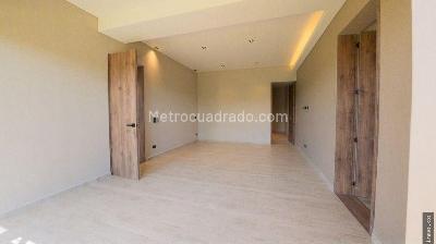 Casa de 4 alcobas en venta en Llanogrande, Rionegro, 400 m² · foto 11 de 15