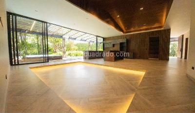 Casa de 4 alcobas en venta en Llanogrande, Rionegro, 400 m² · foto 2 de 15