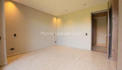 Casa de 4 alcobas en venta en Llanogrande, Rionegro, 400 m² · foto 9 de 15