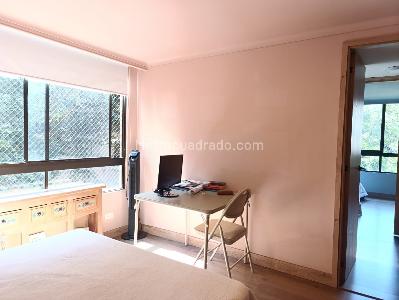 Apartamento de 3 alcobas en venta en San Lucas, Medellín, 165 m² · foto 12 de 20