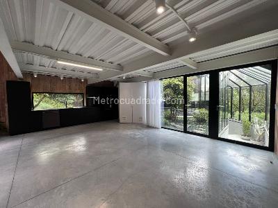 Apartamento de 1 alcoba en arriendo en Envigado, Envigado, 90 m² · foto 1 de 11