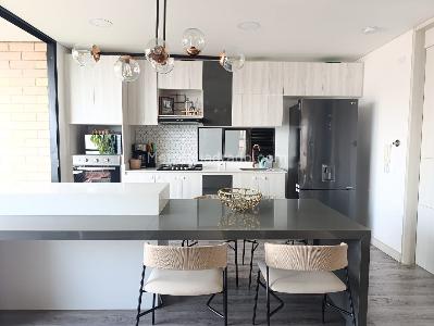 Apartamento en venta en El Poblado, Medellín · foto 7 de 19