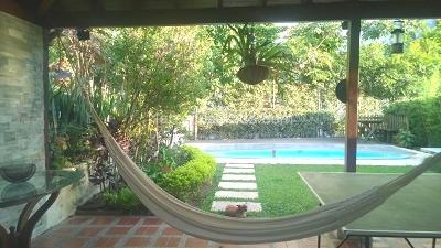 Casa de 3 alcobas en arriendo en El Poblado El Tesoro, Medellín, 315 m² · foto 15 de 16
