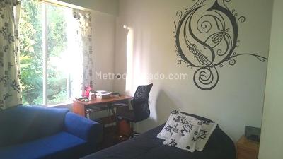 Casa de 3 alcobas en arriendo en El Poblado El Tesoro, Medellín, 315 m² · foto 9 de 16