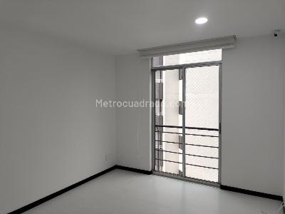 Apartamento de 3 alcobas en venta en El Poblado, Medellín, 150 m² · foto 11 de 14