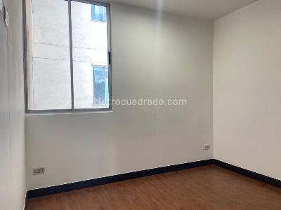 Apartamento de 3 alcobas en arriendo en Sabaneta, Sabaneta, 121 m² · foto 11 de 19