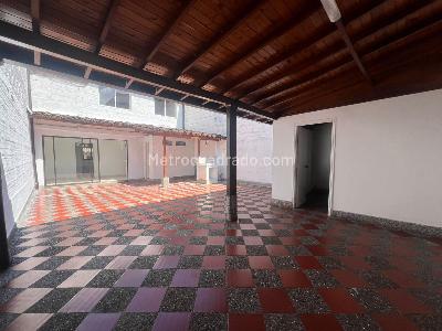 Casa de 3 alcobas en venta en Envigado, Envigado, 90 m² · foto 15 de 18