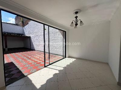 Casa de 3 alcobas en venta en Envigado, Envigado, 90 m² · foto 4 de 18