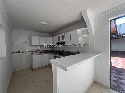Casa de 3 alcobas en venta en Envigado, Envigado, 90 m² · foto 6 de 18