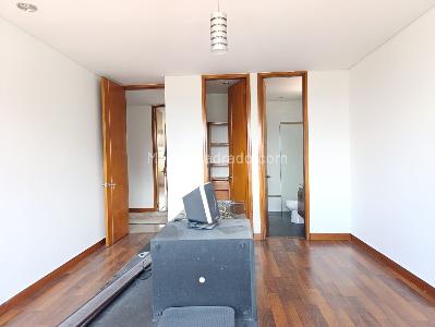 Apartamento de 3 alcobas en venta en Los Gonzalez, Medellín, 195 m² · foto 10 de 16