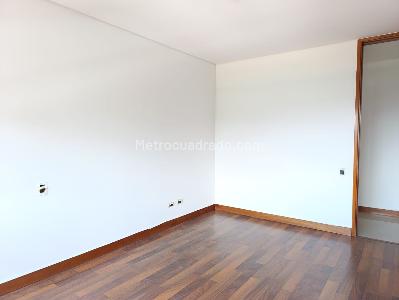 Apartamento de 3 alcobas en venta en Los Gonzalez, Medellín, 195 m² · foto 12 de 16