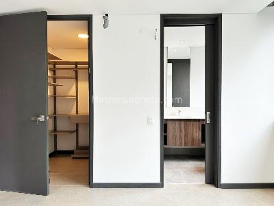 Apartamento de 3 alcobas en venta en El Poblado, Medellín, 160 m² · foto 9 de 16