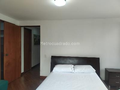 Apartamento de 2 alcobas en arriendo en El Poblado, Medellín, 70 m² · foto 10 de 14