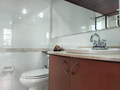 Apartamento de 2 alcobas en arriendo en El Poblado, Medellín, 70 m² · foto 14 de 14