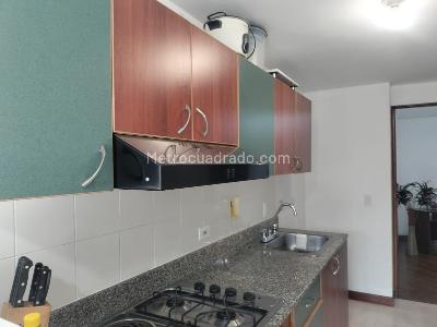 Apartamento de 2 alcobas en arriendo en El Poblado, Medellín, 70 m² · foto 6 de 14