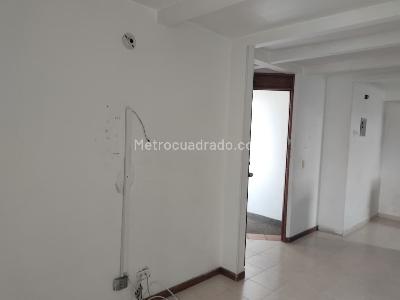 Apartamento en venta en El Poblado, Medellín · foto 3 de 12