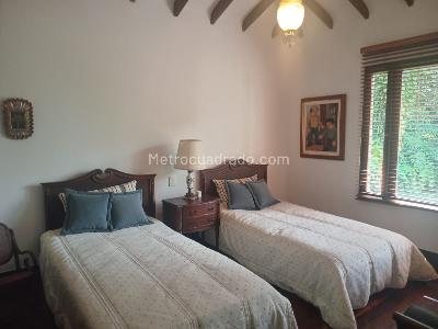 Casa en arriendo en El Poblado, Medellín · foto 10 de 15