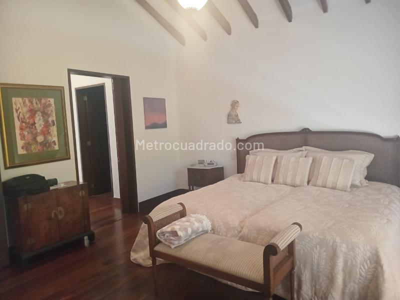 Furnished 3BR House in Gated Community in El Poblado - 9