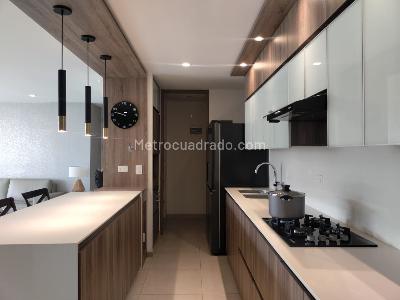 Apartamento de 3 alcobas en arriendo en El Poblado, Medellín, 135 m² · foto 7 de 18