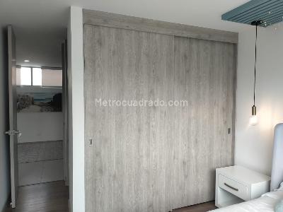 Apartamento de 3 alcobas en venta en El Poblado, Medellín, 135 m² · foto 14 de 18