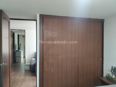 Apartamento de 3 alcobas en arriendo en El Poblado, Medellín, 139 m² · foto 14 de 18