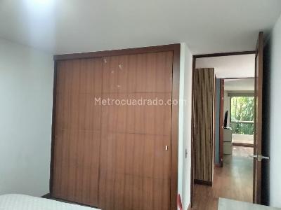 Apartamento de 3 alcobas en arriendo en El Poblado, Medellín, 139 m² · foto 16 de 18