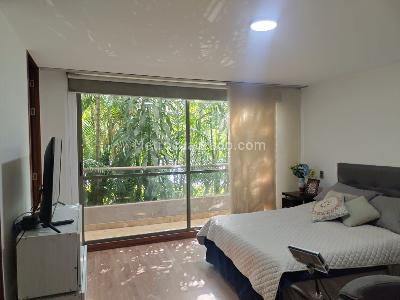 Apartamento de 3 alcobas en arriendo en El Poblado, Medellín, 139 m² · foto 9 de 18