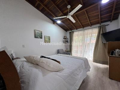 Casa de 3 alcobas en venta en Envigado, Envigado, 170 m² · foto 7 de 13