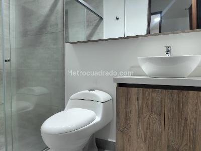 Apartamento de 3 alcobas en arriendo en Los Balsos, Medellín, 180 m² · foto 19 de 19