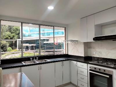Apartamento de 3 alcobas en arriendo en Los Balsos, Medellín, 180 m² · foto 7 de 19