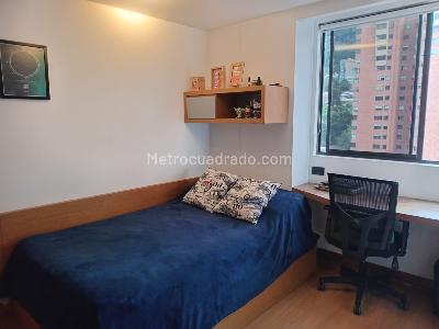 Apartamento de 3 alcobas en arriendo en El Poblado, Medellín, 133 m² · foto 14 de 18