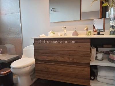 Apartamento de 3 alcobas en arriendo en El Poblado, Medellín, 133 m² · foto 17 de 18