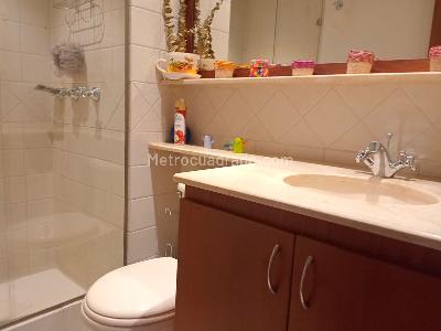 Apartamento de 3 alcobas en arriendo en El Poblado, Medellín, 133 m² · foto 18 de 18
