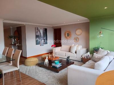 Apartamento de 3 alcobas en arriendo en El Poblado, Medellín, 133 m² · foto 2 de 18