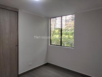 Apartamento de 3 alcobas en arriendo en Las Lomas, Medellín, 108 m² · foto 11 de 17