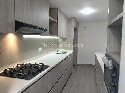 Apartamento de 3 alcobas en arriendo en Las Lomas, Medellín, 108 m² · foto 5 de 17