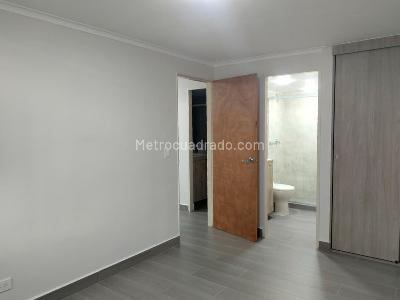 Apartamento de 3 alcobas en arriendo en Las Lomas, Medellín, 108 m² · foto 9 de 17