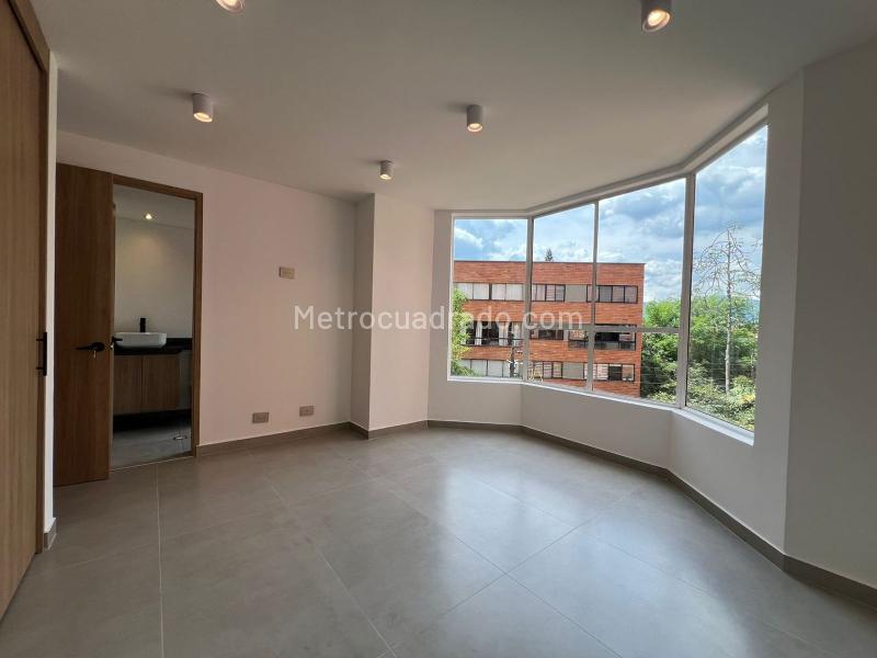 Apartamento en Arriendo, EL POBLADO, Medellín