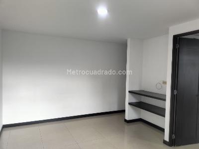Apartamento de 3 alcobas en arriendo en El Poblado, Medellín, 107 m² · foto 10 de 16