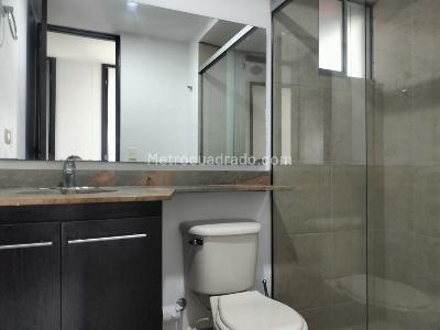 Apartamento de 3 alcobas en arriendo en El Poblado, Medellín, 107 m² · foto 16 de 16