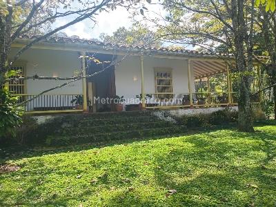 Casa de 4 alcobas en venta en El Poblado, Medellín, 750 m² · foto 18 de 20