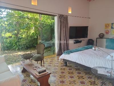 Casa de 4 alcobas en venta en El Poblado, Medellín, 750 m² · foto 9 de 20