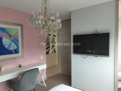 Apartamento en venta en El Poblado, Medellín · foto 13 de 18